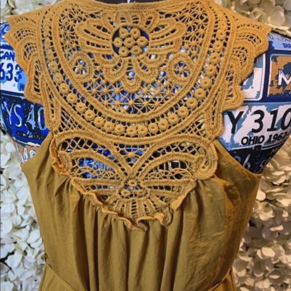 H&M mustard color dress Size 6 - Picture 6 of 16